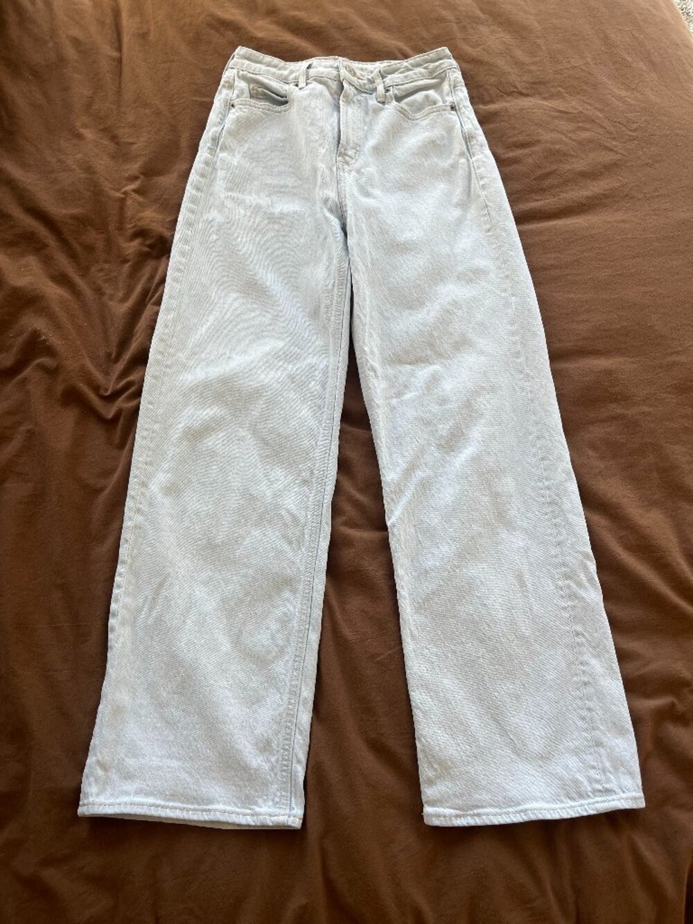 Old Navy Sky-Hi Wide Leg Jeans - Light Wash - Women's 2
